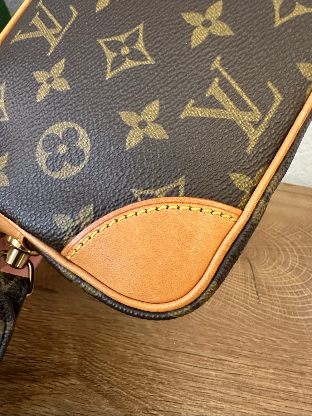 Louis Vuitton Marly Dragonne PM Brown Monogram Canvas Wristlet with Strap - Picture 7 of 16